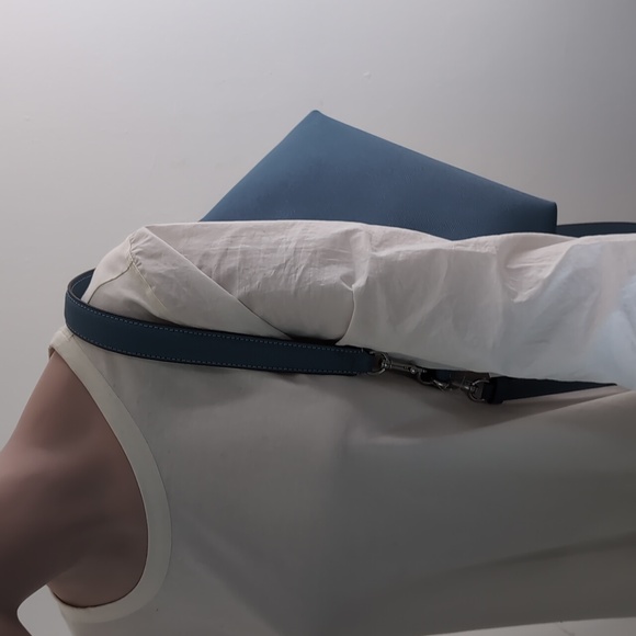 Coach CE584 Clara Leather Shoulder Crossbody Bag Silver/Light Mist (Firm Price) - Picture 3 of 16